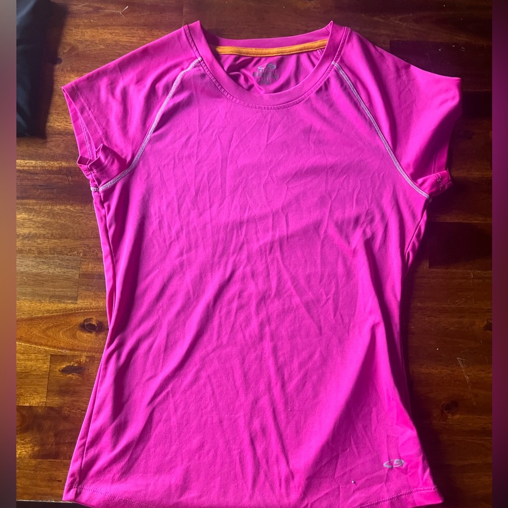 Champion Women's Fuchsia Short Sleeve Tee